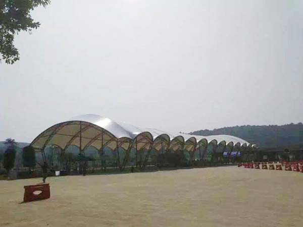 沙滩膜钢结构工程